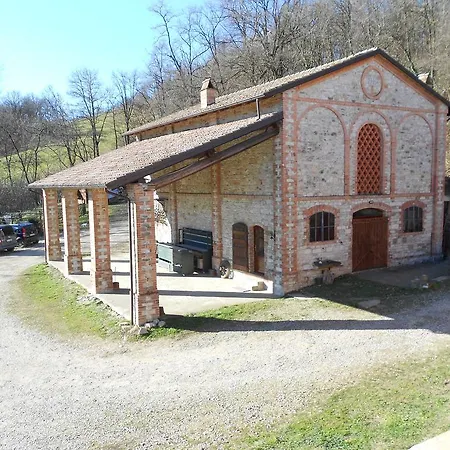 Dietrocosta Farm stay Agazzano